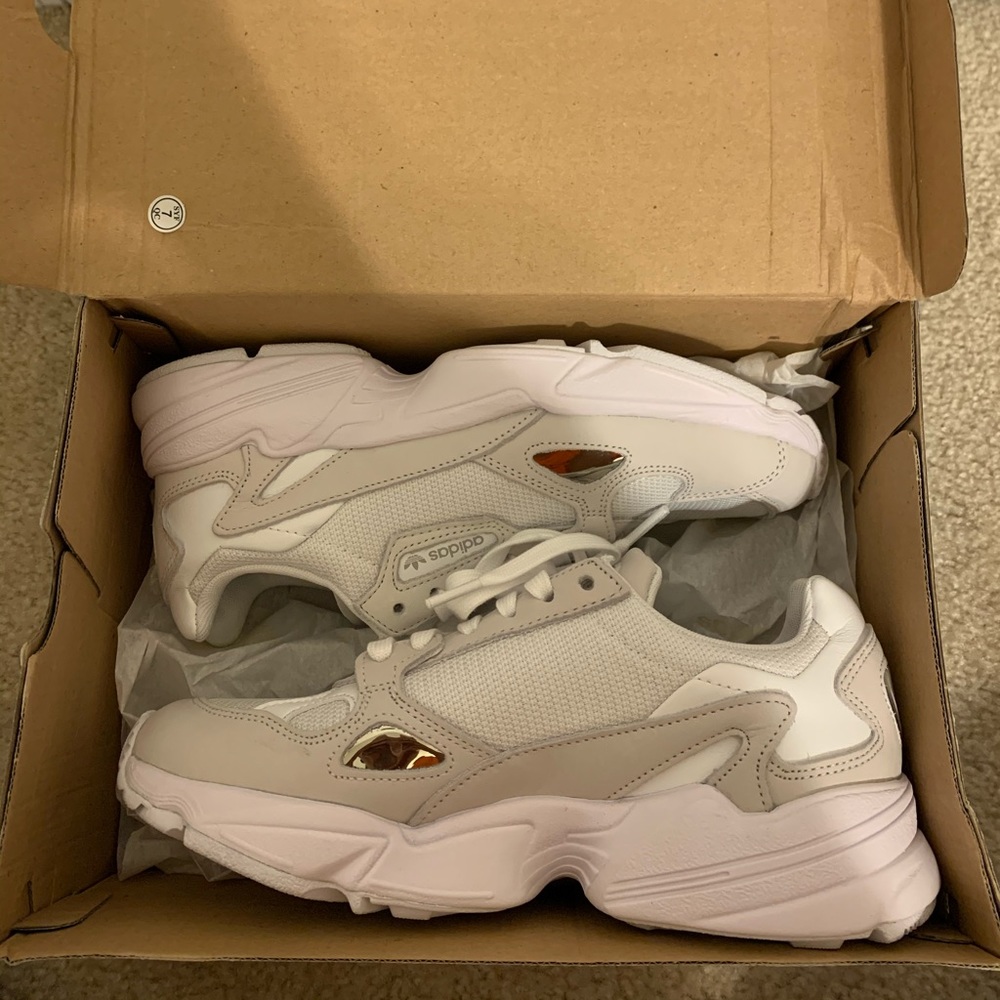 WHITE ADIDAS FALCON SNEAKERS